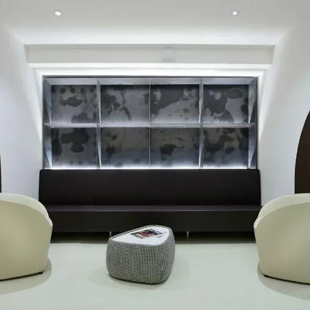 لايف فندق 4*
