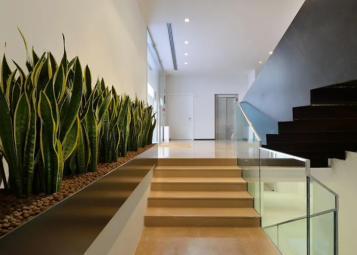 罗马生活酒店 4*