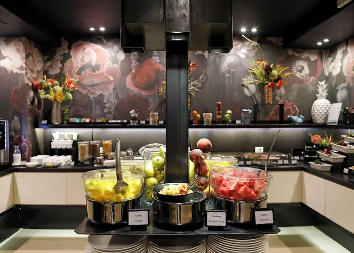 罗马生活酒店 4*