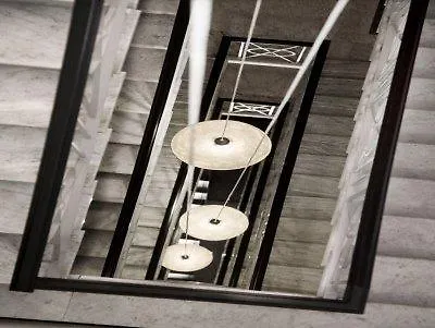 Life Hotel