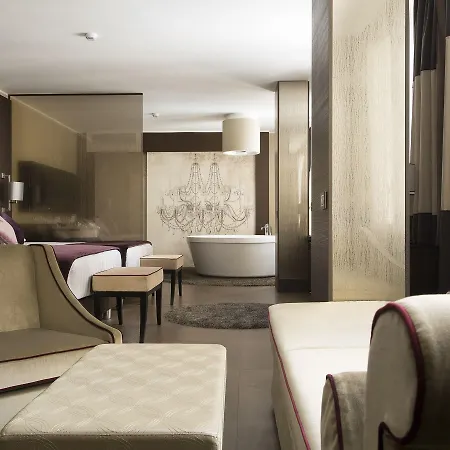 Hotel Life 4*