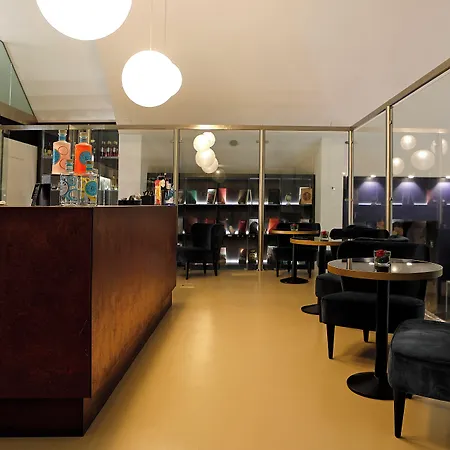 Life 4* Rome