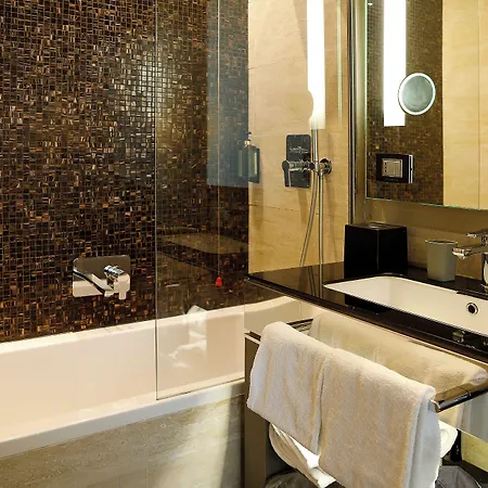 Life 4* Rome